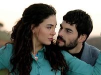 Hercai Capítulo 249 Dublado Completo